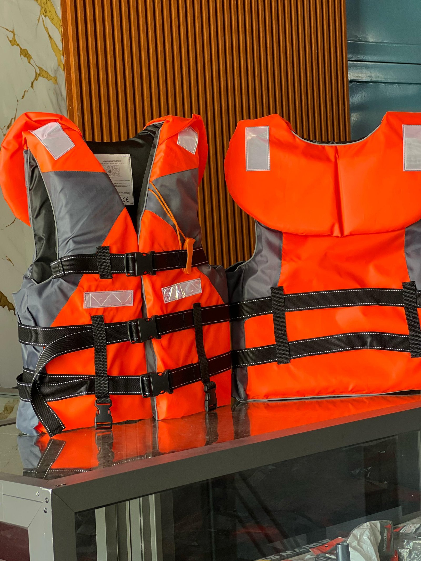 Gilets – Image 2